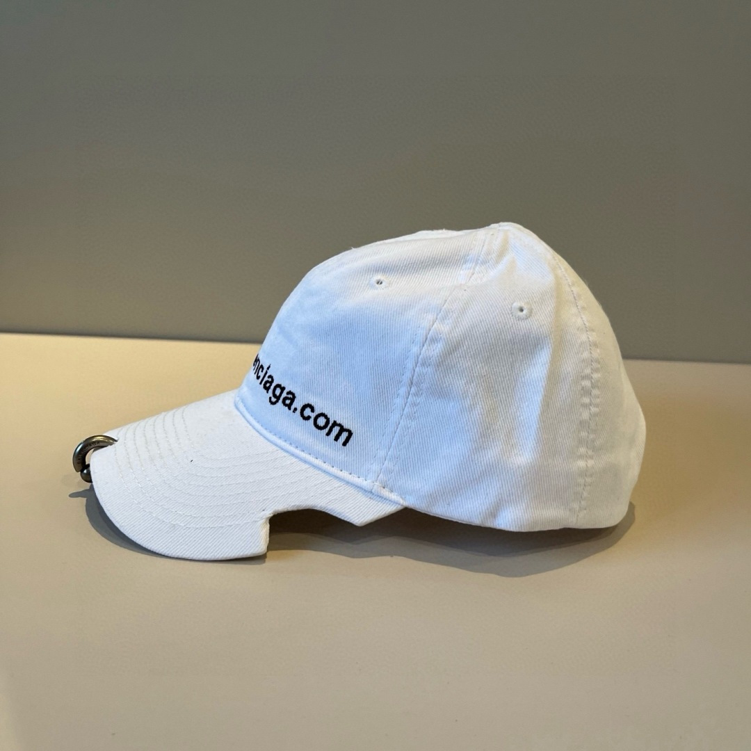 🌾BALENCIAGA巴黎世家新款logo棒球帽，很酷的色系，男女佩戴都有不同style，第一批抢先出货