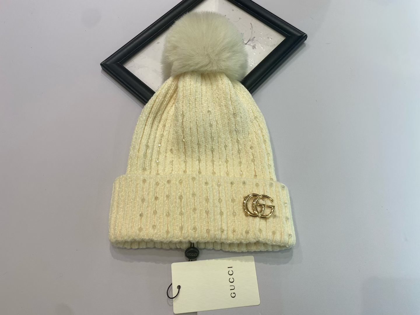 NO:579671,Gucci baseball cap GUCCI official website new product, woolen cap. Original quality is hot. The craftsmanship is very exquisite, high-end and classy!  Low-key luxury, easy to carry!  Running volume!  Hats bucket hat, baseball cap, knitted hat, hat, gucci, espadrilles, hats19860909古奇棒球帽GUCCI官网新品,毛线帽 原单品质火爆来袭 工艺非常精美 高档大气上档次！低调奢华,方便携带！跑量！帽子渔夫帽棒球帽针织帽,帽子,gucci,espadrilles,hats,hat