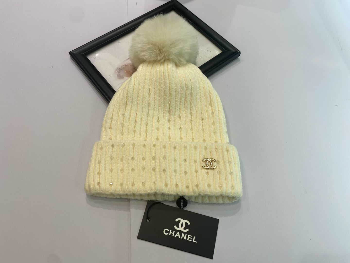 NO:579677,Chanel CHANEL official new woolen hat, Xiaoxiang classic simplicity, fashionable and casual design, running volume new hats, fisherman hats, baseball caps, knitted hats, hats, chanel, chanel, espadrilles, hats19860909香奈儿CHANEL 官方新品毛线帽,小香经典简约,时尚休闲设计 跑量新品帽子渔夫帽棒球帽针织帽,帽子,chanel,chanel,espadrilles,hats,hat