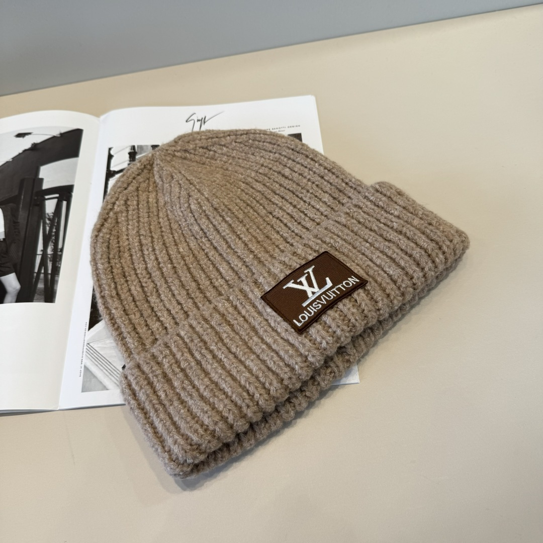 NO:604596,Louis Vuitton Baseball Cap LouisVuitton's new LV woolen hat, heavy industry to create a high-end atmosphere, versatile style for both men and women!  Running volume!  Hat bucket hat baseball cap knitted hat,hat,louis vuitton,louis vuitton,louis vuitton,espadrilles,hats19860909路易威登棒球帽 LouisVuitton新款LV毛线帽,重工打造高端大气,百搭款男女通用！跑量！帽子渔夫帽棒球帽针织帽,帽子,louis vuitton,louis vuitton,louis vuitton,espadrilles,hats,hat
