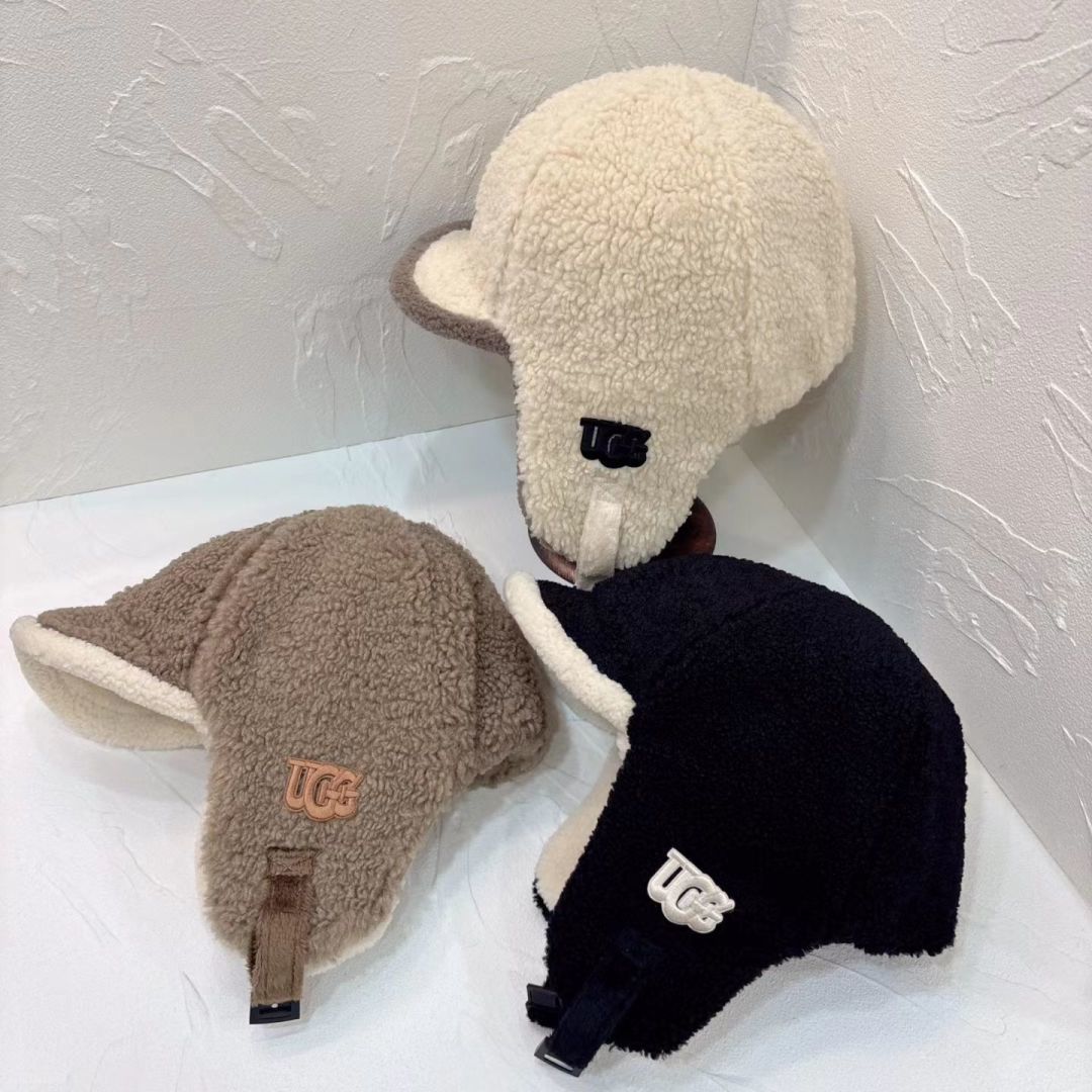 NO:580201,New products, UGG reversible lambswool hat, fisherman hat, baseball cap, knitted hat, hats, espadrilles, hats19860909上 新 品 、 UGG 双面戴羊羔毛雷锋帽帽子渔夫帽棒球帽针织帽,帽子,espadrilles,hats,hat