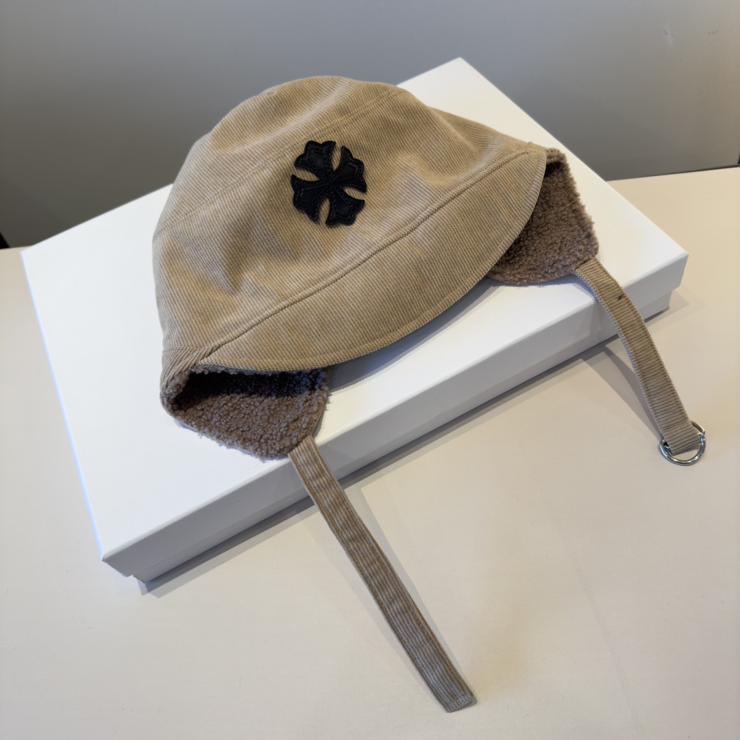 NO:580248,Kroxin's latest fashionable and avant-garde casual design style, the ear protection hat looks so good on your head, fine workmanship, the same style for men and women!  Hats, bucket hats, baseball caps, knitted hats, hats, chrome hearts, espadrilles, hats19860909克罗心最新时尚前卫的休闲设计风格,护耳帽戴上头就是这样好看看哦,做工精细,男女同款！帽子渔夫帽棒球帽针织帽,帽子,chrome hearts,espadrilles,hats,hat