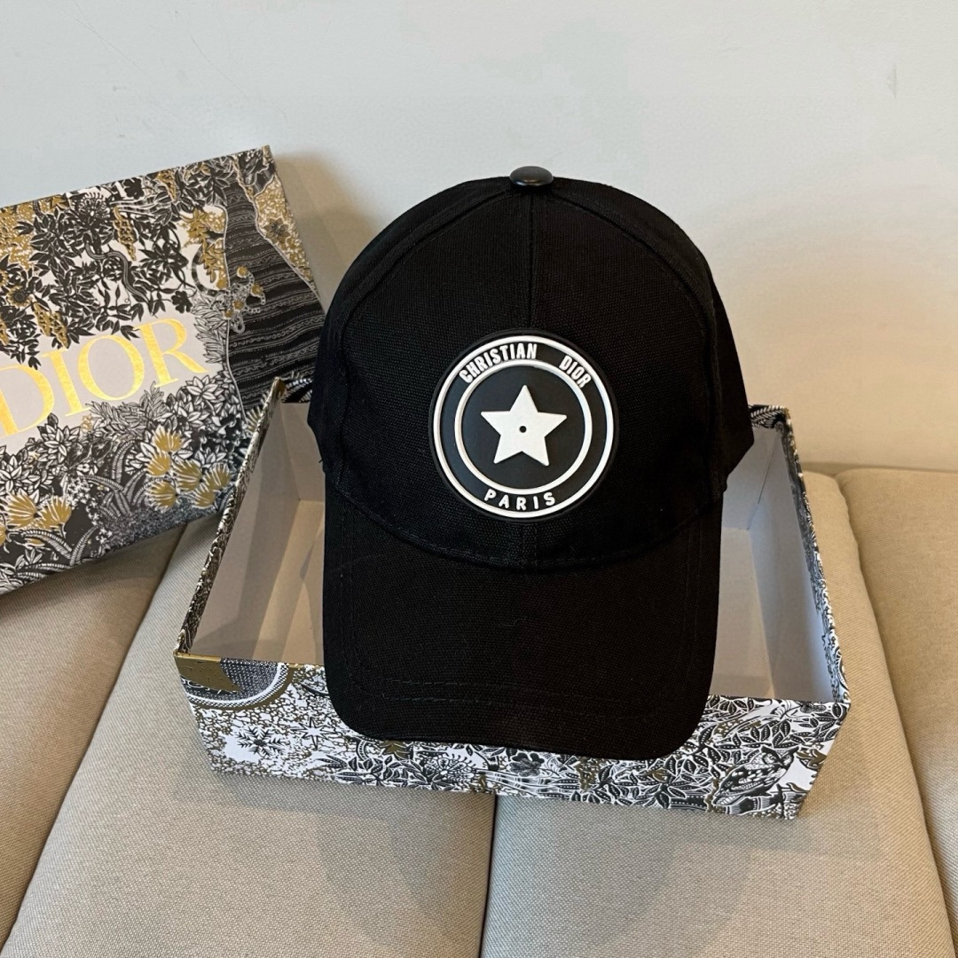 NO:580257,[DIOR Dior] New style simple baseball cap, new model shipped, big brand style is super easy to match, hurry up and get it!  Hats bucket hat, baseball cap, knitted hat, hat, dior, dior, espadrilles, hats19860909【DIOR迪奥】新款走量简约棒球帽,新款出货,大牌款超好搭配,赶紧入手！帽子渔夫帽棒球帽针织帽,帽子,dior,dior,espadrilles,hats,hat