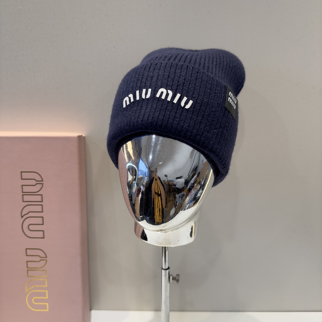谬谬miumiu 原单春夏新款毛线帽，订制，原版做工细致质量超赞！