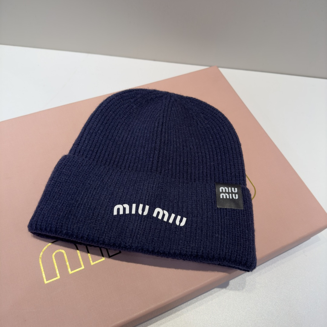 谬谬miumiu 原单春夏新款毛线帽，订制，原版做工细致质量超赞！