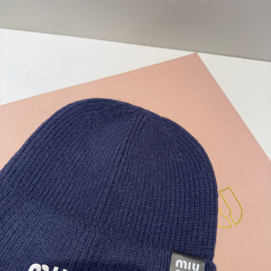 谬谬miumiu 原单春夏新款毛线帽，订制，原版做工细致质量超赞！