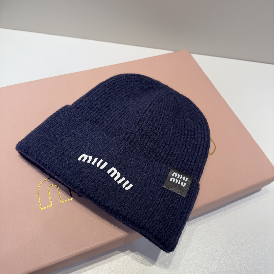 谬谬miumiu 原单春夏新款毛线帽，订制，原版做工细致质量超赞！