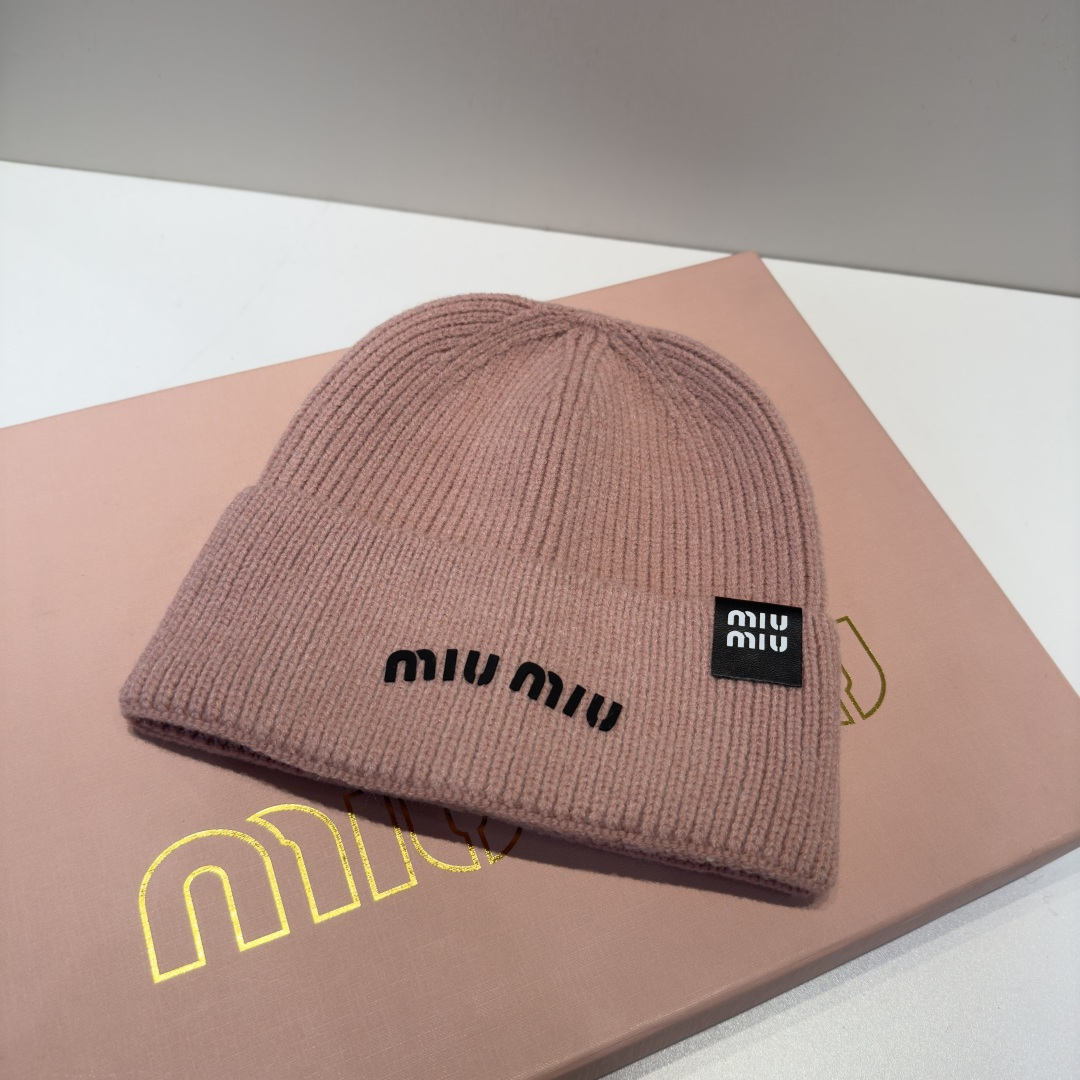 谬谬miumiu 原单春夏新款毛线帽，订制，原版做工细致质量超赞！