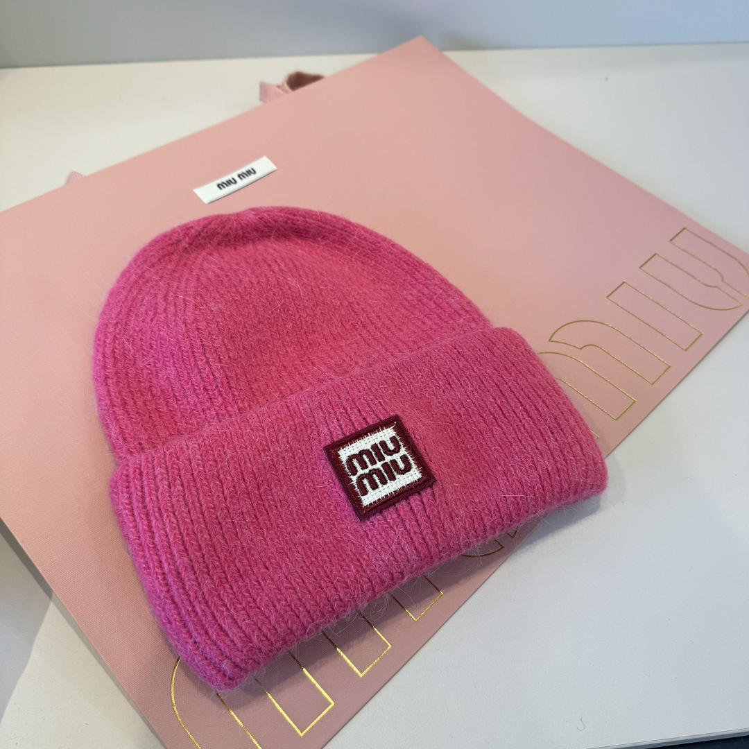 谬谬miumiu 原单春夏新款毛线帽，订制，原版做工细致质量超赞！