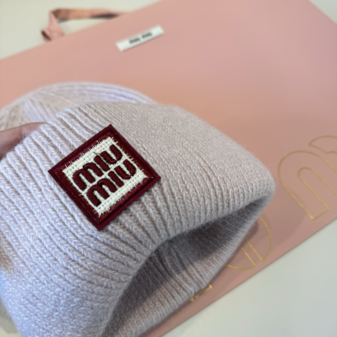 谬谬miumiu 原单春夏新款毛线帽，订制，原版做工细致质量超赞！