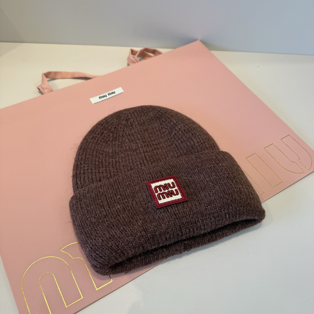谬谬miumiu 原单春夏新款毛线帽，订制，原版做工细致质量超赞！