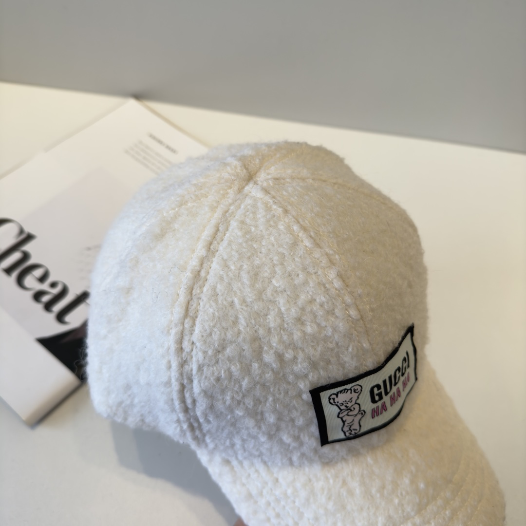 NO:689873,Gucci Baseball Cap GUCCI official website new product, baseball cap, original quality is very popular, the craftsmanship is very exquisite, the high-end atmosphere is high-end!  Low-key luxury, easy to carry!  Running volume!  Hats bucket hat, baseball cap, knitted hat, hat, gucci, espadrilles, hats19860909古奇棒球帽GUCCI官网新品,棒球帽,原单品质火爆来袭 工艺非常精美 高档大气上档次！低调奢华,方便携带！跑量！帽子渔夫帽棒球帽针织帽,帽子,gucci,espadrilles,hats,hat