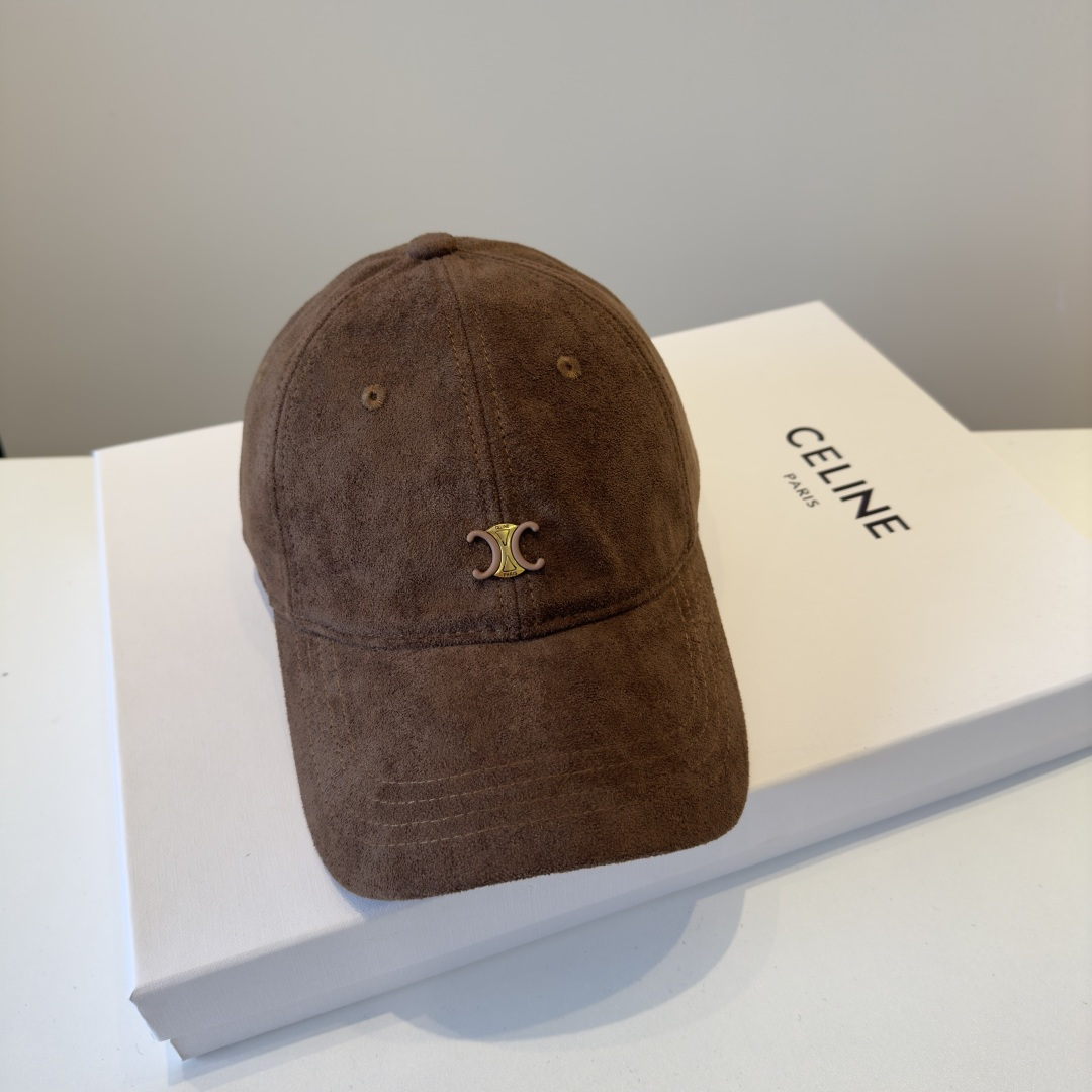 NO:604554,[CELINE] New classic casual and trendy baseball cap, Japanese and Korean style, looks great with any combination!  When traveling, you must buy a hat: fisherman hat, baseball cap, knitted hat, hat, celine, celine, espadrilles, hats19860909【CELINE赛琳】新款经典休闲潮流款 棒球帽 日韩风格,随便搭配都超好看！出门旅游,绝对要入手的一款帽子渔夫帽棒球帽针织帽,帽子,celine,celine,espadrilles,hats,hat