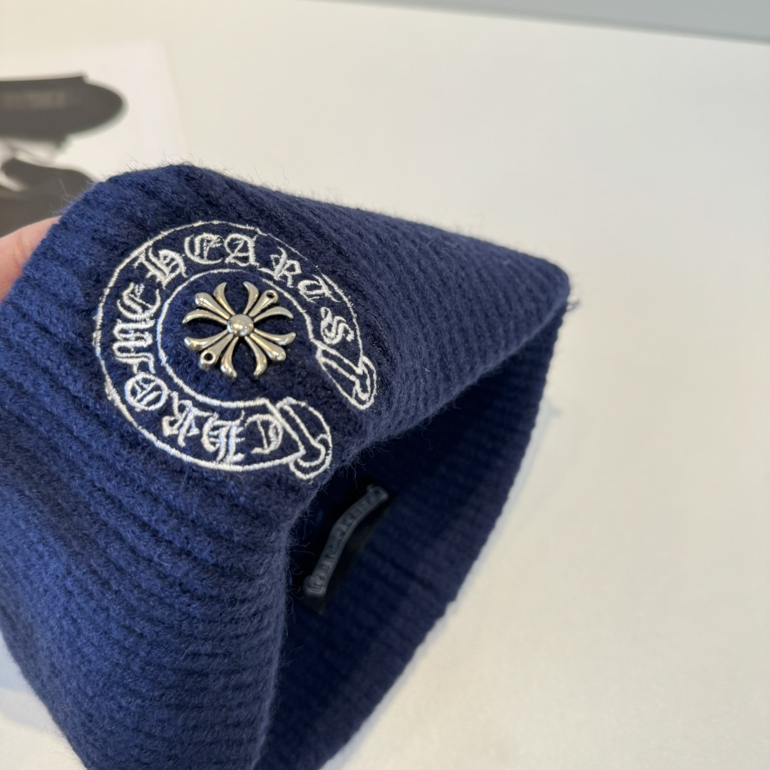 p58 克罗心最新毛线帽 时尚前卫的休闲设计风格，戴上头就是这样好看看哦，做工精细，男女同款！