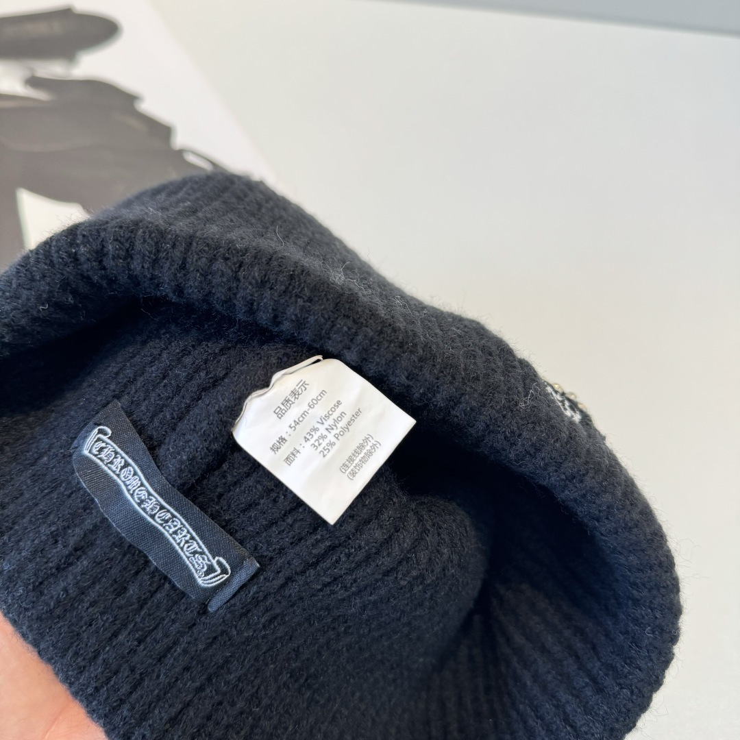 p58 克罗心最新毛线帽 时尚前卫的休闲设计风格，戴上头就是这样好看看哦，做工精细，男女同款！