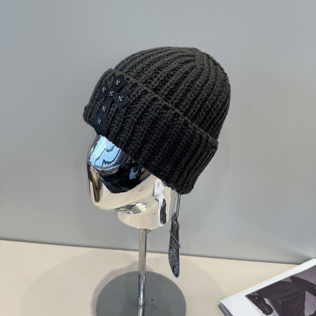 p55 克罗心最新毛线帽 时尚前卫的休闲设计风格，戴上头就是这样好看看哦，做工精细，男女同款！