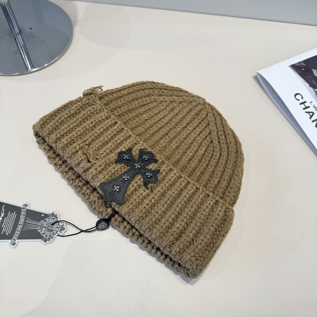 p55 克罗心最新毛线帽 时尚前卫的休闲设计风格，戴上头就是这样好看看哦，做工精细，男女同款！