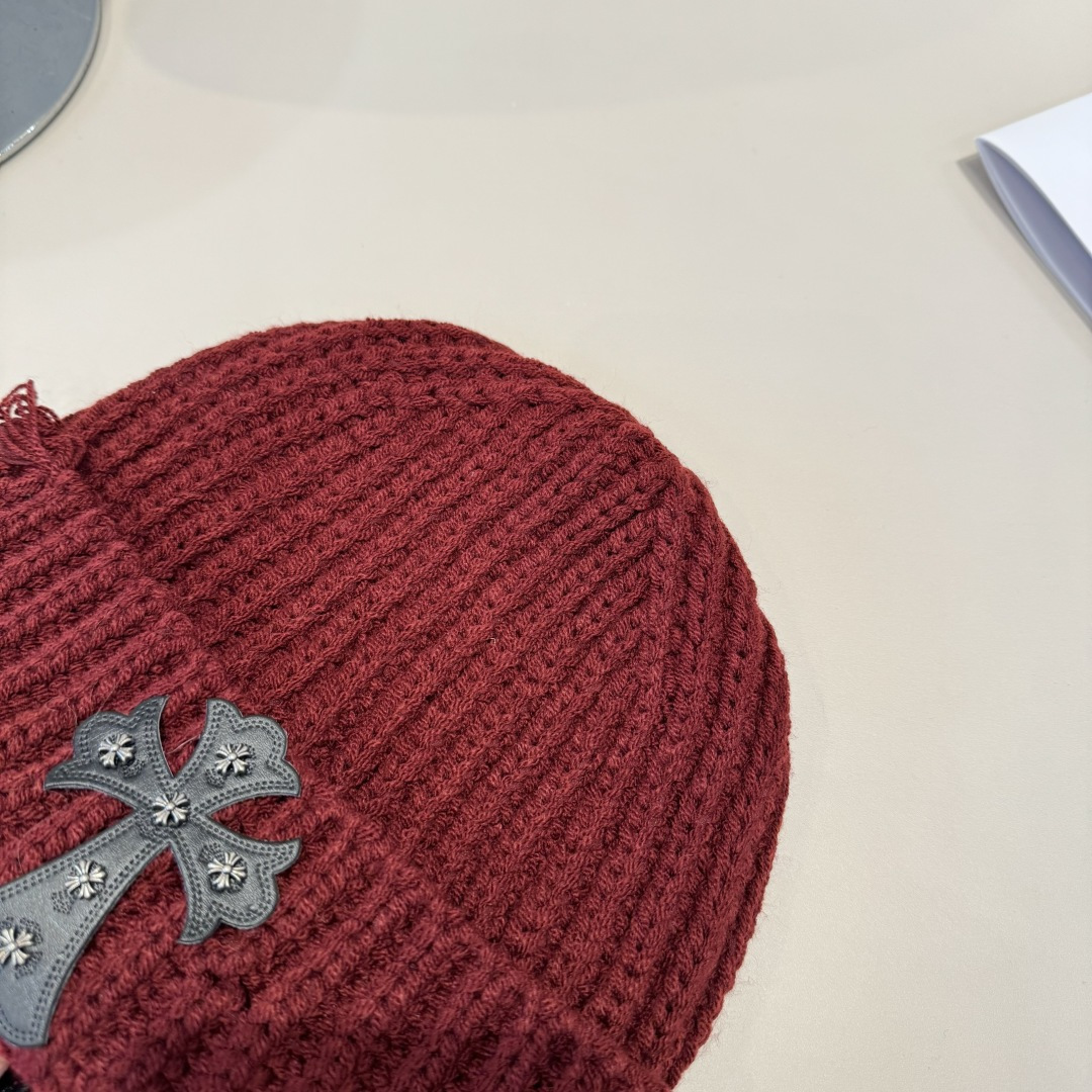 p55 克罗心最新毛线帽 时尚前卫的休闲设计风格，戴上头就是这样好看看哦，做工精细，男女同款！