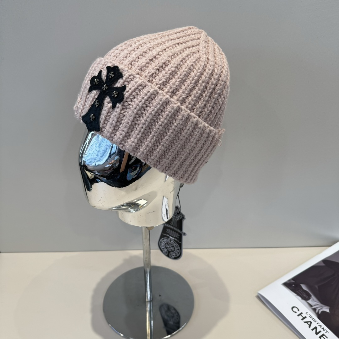 p55 克罗心最新毛线帽 时尚前卫的休闲设计风格，戴上头就是这样好看看哦，做工精细，男女同款！