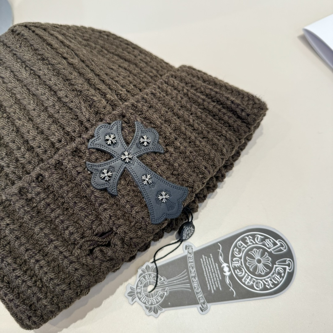 p55 克罗心最新毛线帽 时尚前卫的休闲设计风格，戴上头就是这样好看看哦，做工精细，男女同款！