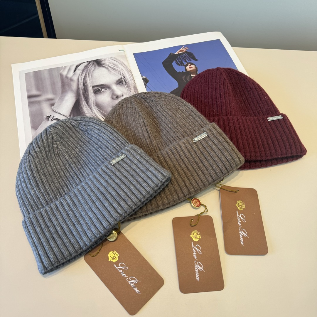 LP最新毛线帽 时尚前卫的休闲设计风格，戴上头就是这样好看看哦，做工精细，男女同款！