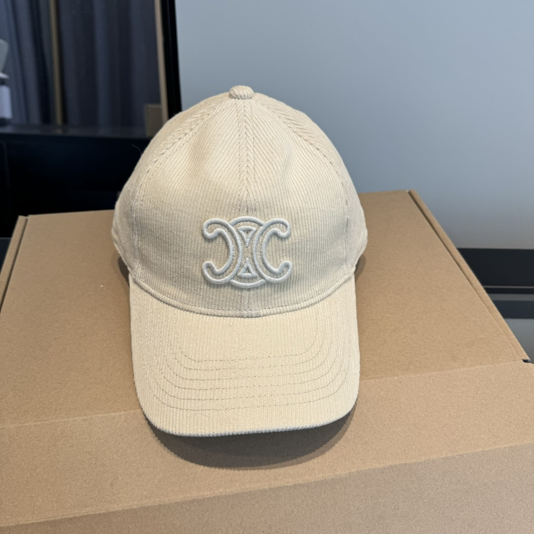 NO:703958,[CELINE] New classic casual and trendy baseball cap in Japanese and Korean style, looks great with any combination!  When traveling, you must buy a hat: fisherman hat, baseball cap, knitted hat, hat, celine, celine, espadrilles, hats19860909【CELINE赛琳】新款经典休闲潮流款 棒球帽日韩风格,随便搭配都超好看！出门旅游,绝对要入手的一款帽子渔夫帽棒球帽针织帽,帽子,celine,celine,espadrilles,hats,hat