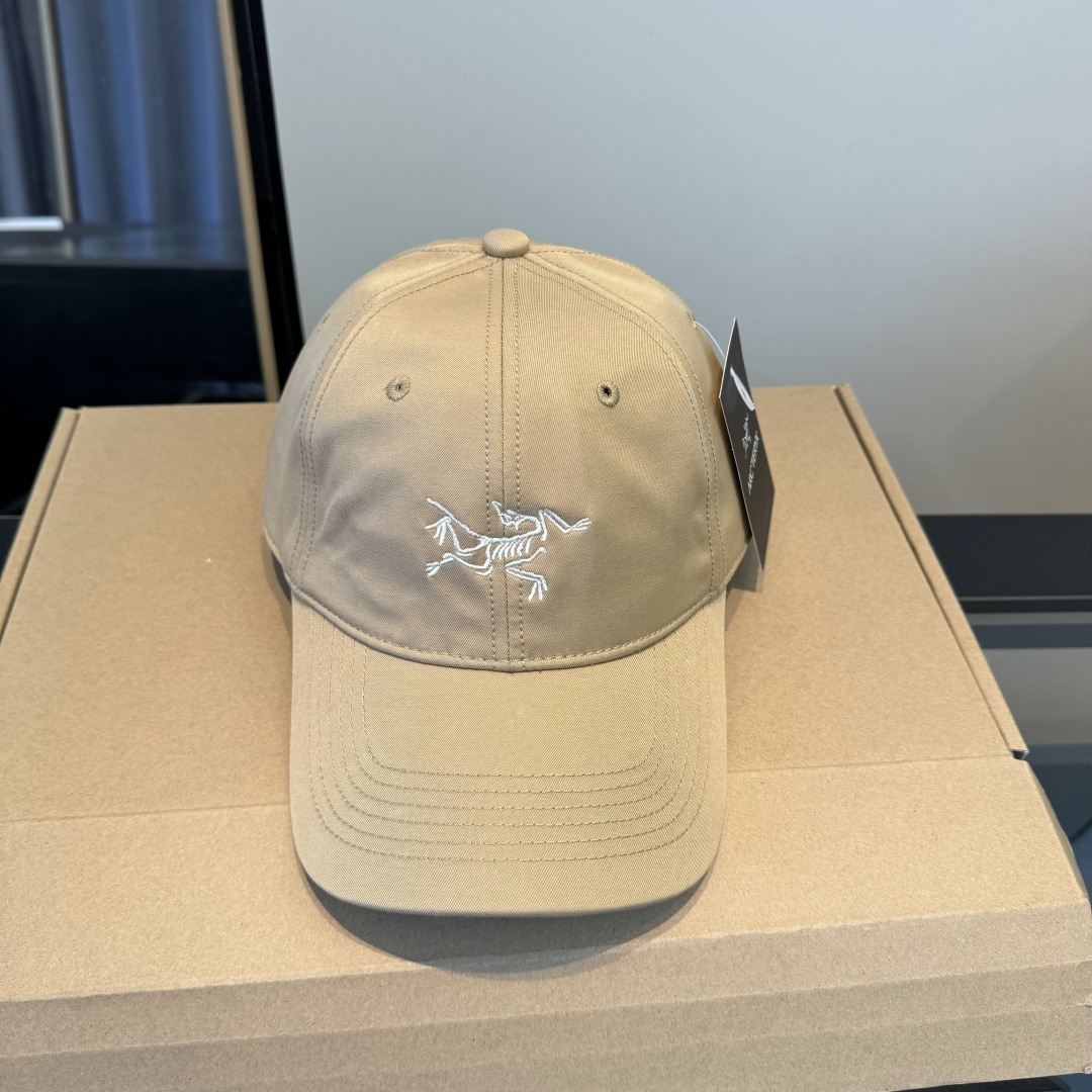 NO:703949,[Archa'teryx] 2025 spring new simple baseball cap, new model shipped, big brand style is super easy to match, hurry up and get it!  Hats bucket hat, baseball cap, knitted hat, hat arc'teryx, espadrilles, hats19860909【始祖鸟】2025春款新款简约棒球帽,新款出货,大牌款超好搭配,赶紧入手！帽子渔夫帽棒球帽针织帽,帽子arc'teryx,espadrilles,hats,hat