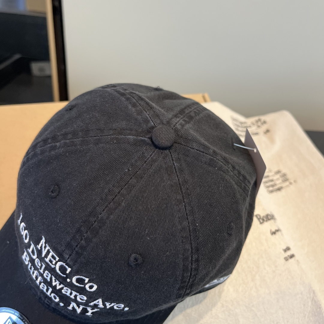 潮牌♥️棒球帽🧢官网新品棒球帽，原单品质火爆来袭 🔥🎩 工艺非常精美 高档大气上档次！低调奢华，方便携带