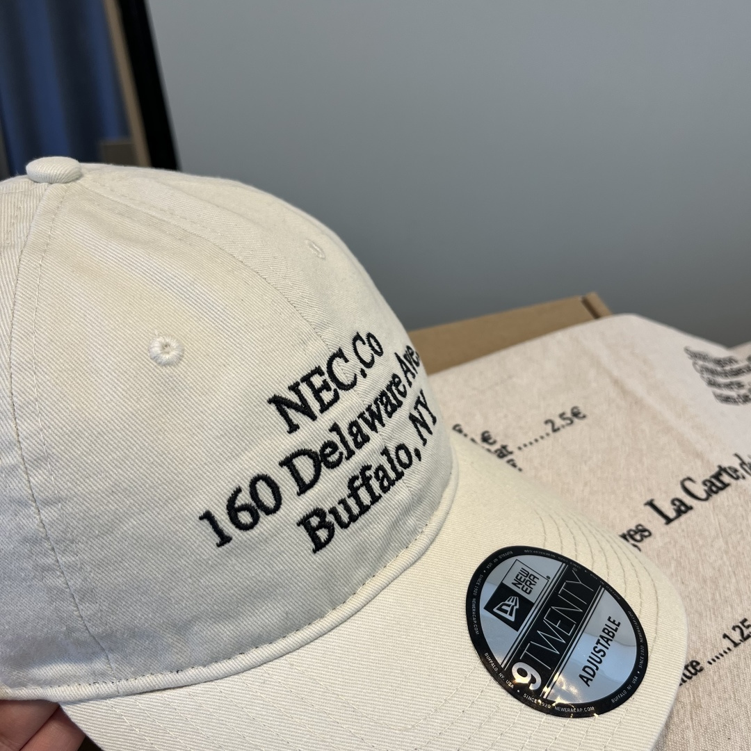 潮牌♥️棒球帽🧢官网新品棒球帽，原单品质火爆来袭 🔥🎩 工艺非常精美 高档大气上档次！低调奢华，方便携带