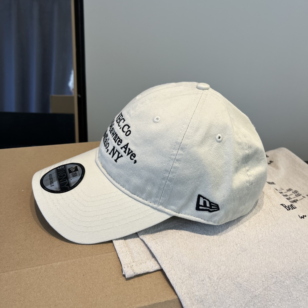 潮牌♥️棒球帽🧢官网新品棒球帽，原单品质火爆来袭 🔥🎩 工艺非常精美 高档大气上档次！低调奢华，方便携带