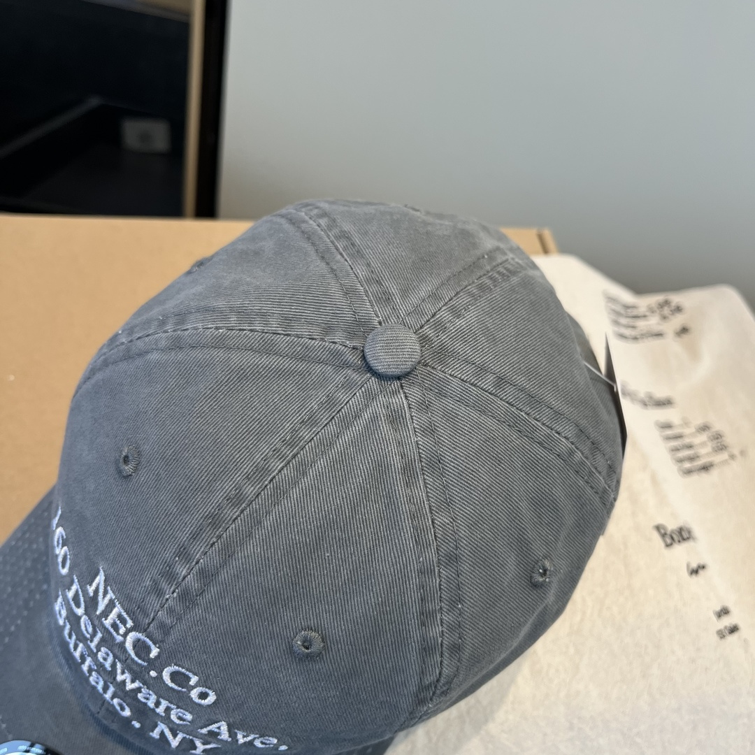 潮牌♥️棒球帽🧢官网新品棒球帽，原单品质火爆来袭 🔥🎩 工艺非常精美 高档大气上档次！低调奢华，方便携带