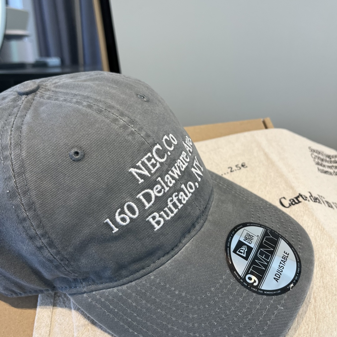 潮牌♥️棒球帽🧢官网新品棒球帽，原单品质火爆来袭 🔥🎩 工艺非常精美 高档大气上档次！低调奢华，方便携带