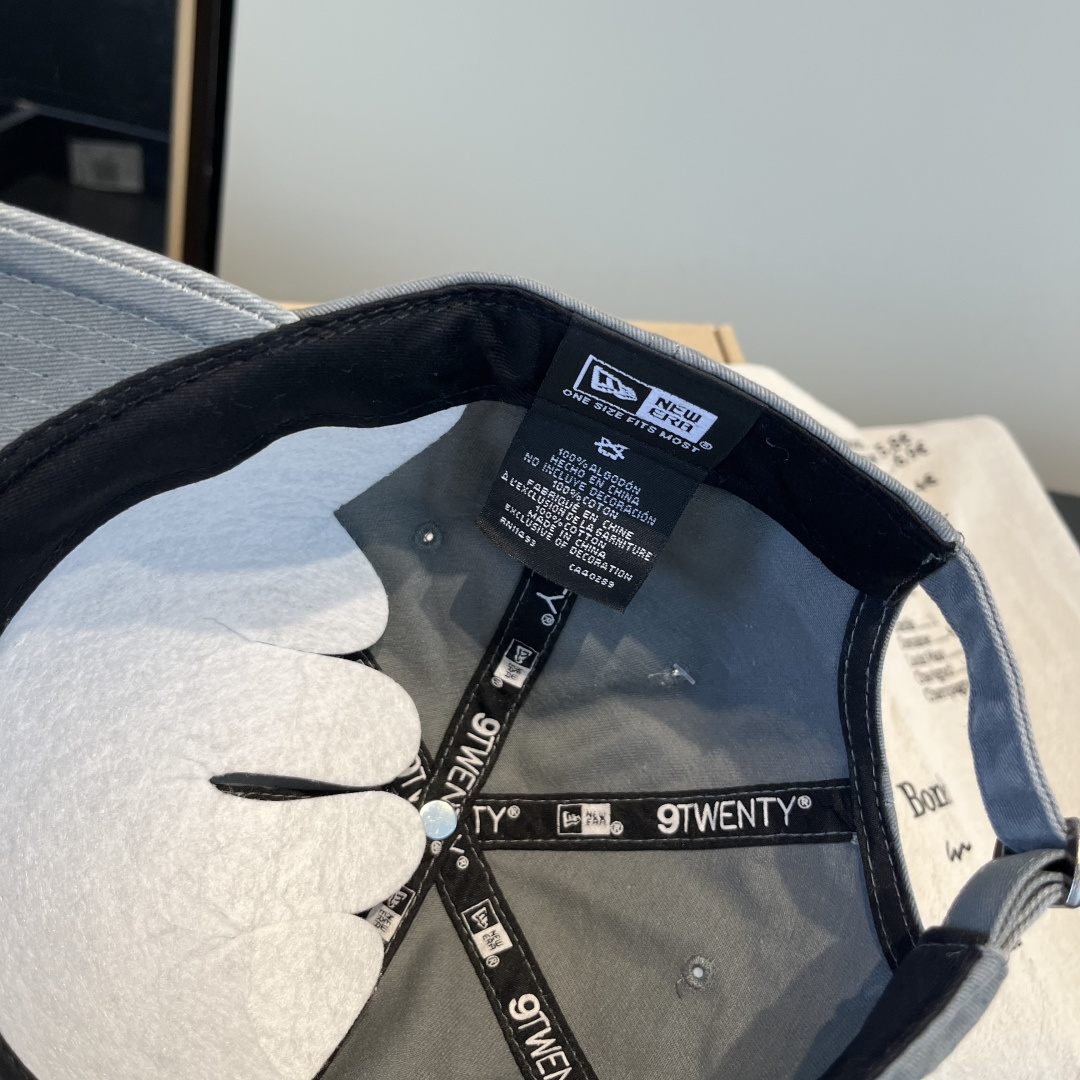 潮牌♥️棒球帽🧢官网新品棒球帽，原单品质火爆来袭 🔥🎩 工艺非常精美 高档大气上档次！低调奢华，方便携带