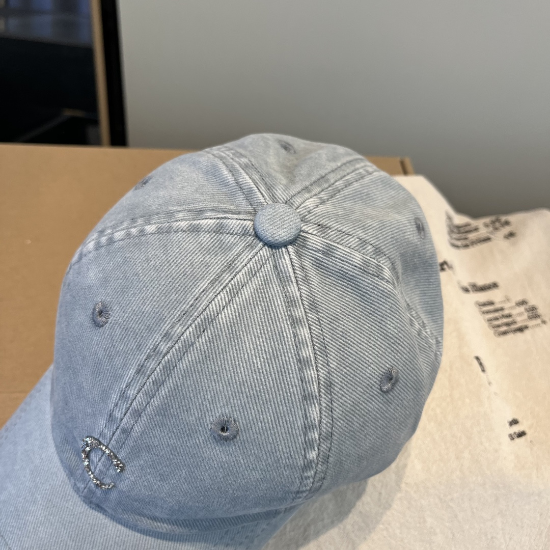 【CELINE赛琳】新款经典休闲潮流款 棒球帽日韩风格，随便搭配都超好看！出门旅游，绝对要入手的一款