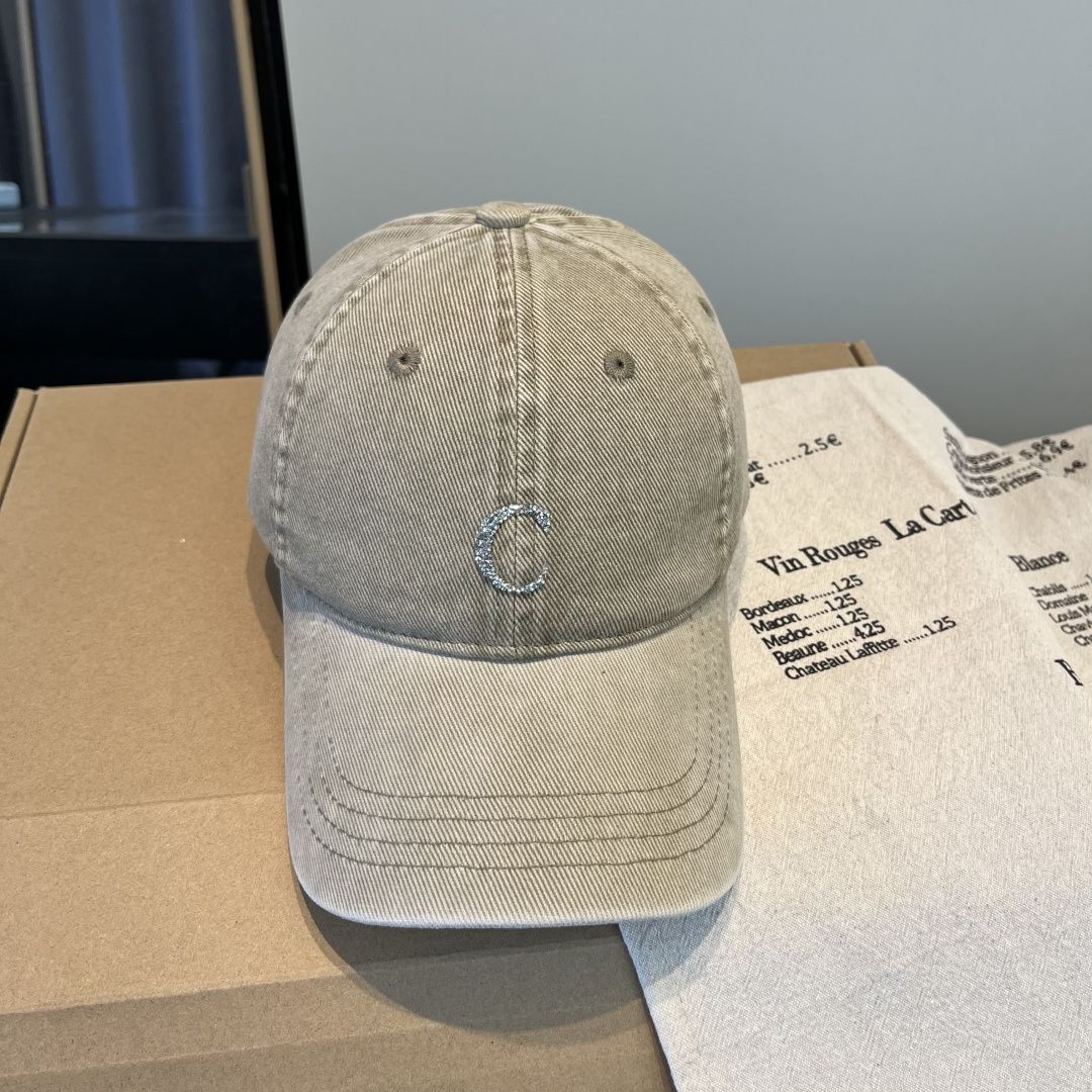 NO:742463,[CELINE] New classic casual and trendy baseball cap in Japanese and Korean style, looks great with any combination!  When traveling, you must buy a hat: fisherman hat, baseball cap, knitted hat, hat, celine, celine, espadrilles, hats19860909【CELINE赛琳】新款经典休闲潮流款 棒球帽日韩风格,随便搭配都超好看！出门旅游,绝对要入手的一款帽子渔夫帽棒球帽针织帽,帽子,celine,celine,espadrilles,hats,hat