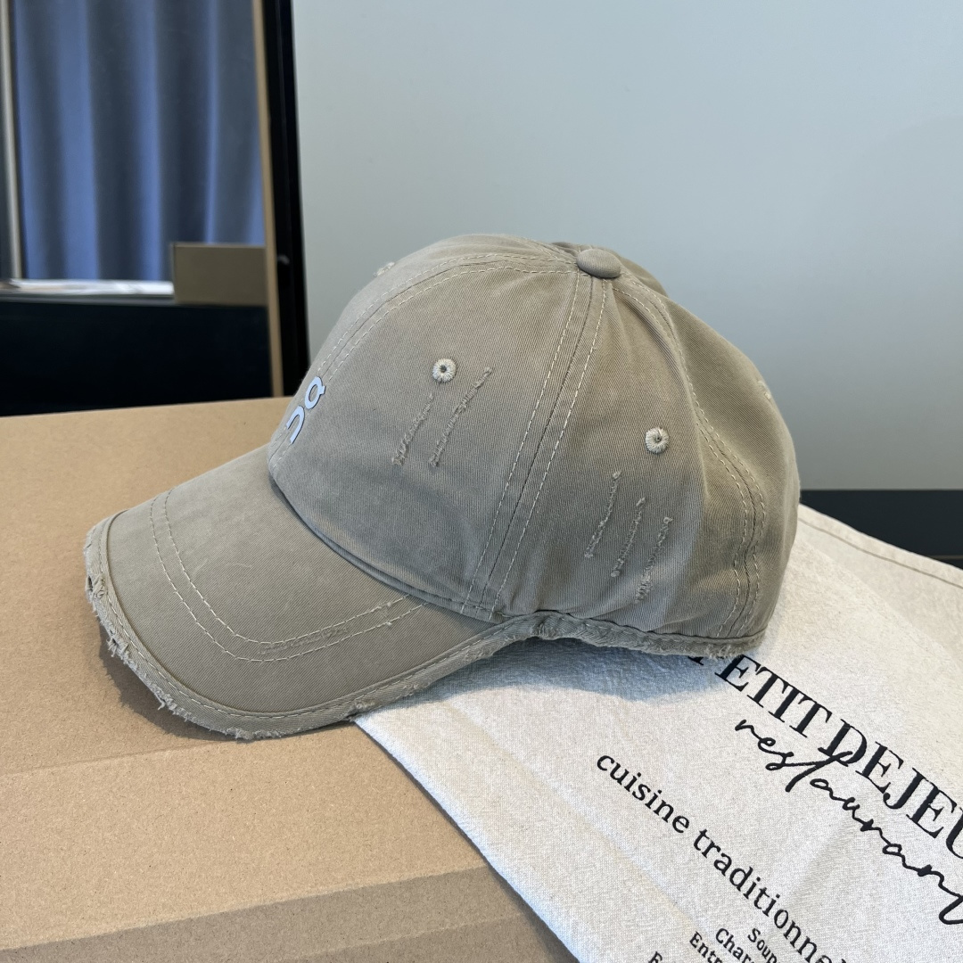 潮牌♥️棒球帽🧢官网新品棒球帽，原单品质火爆来袭 🔥🎩 工艺非常精美 高档大气上档次！低调奢华，方便携带