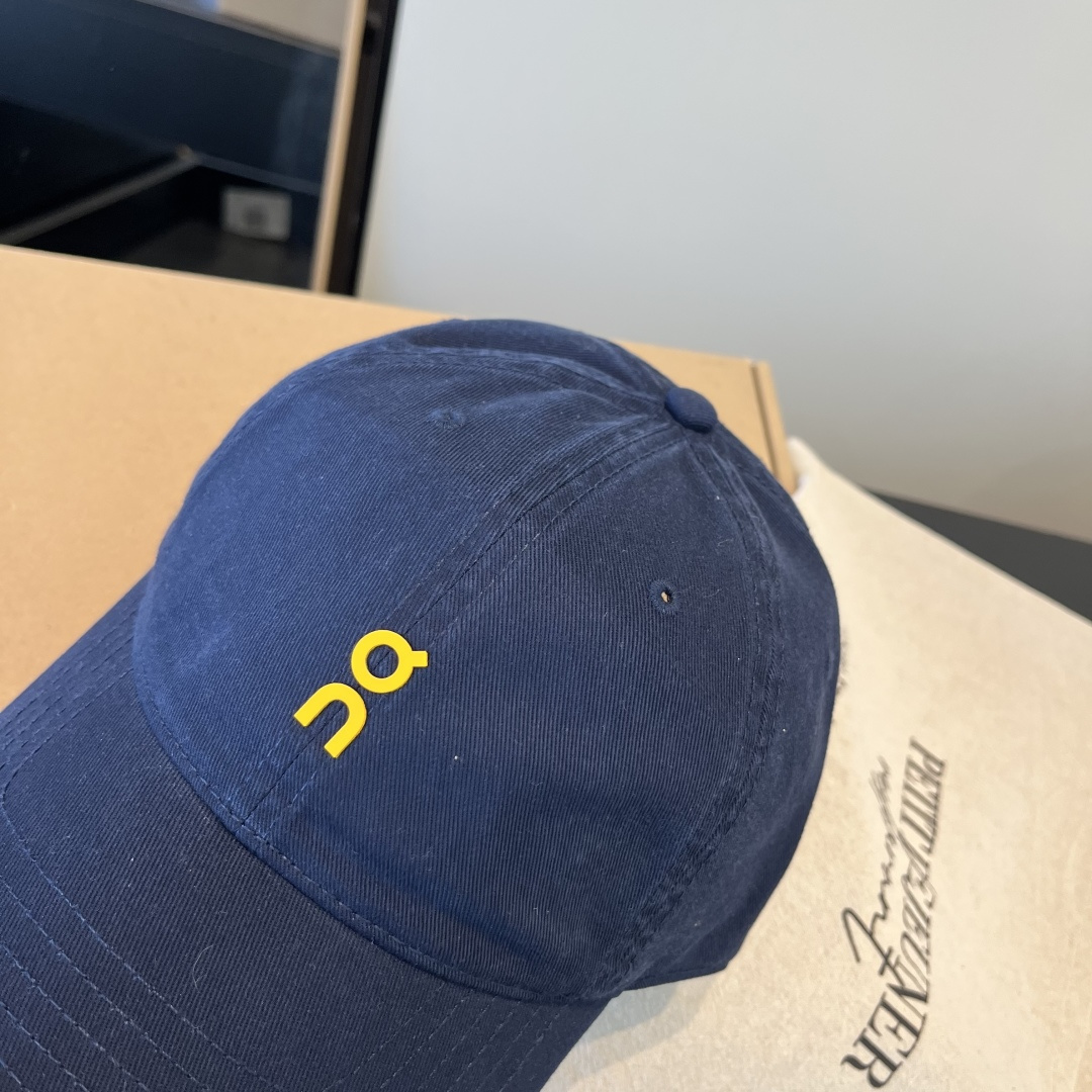 潮牌♥️棒球帽🧢官网新品棒球帽，原单品质火爆来袭 🔥🎩 工艺非常精美 高档大气上档次！低调奢华，方便携带