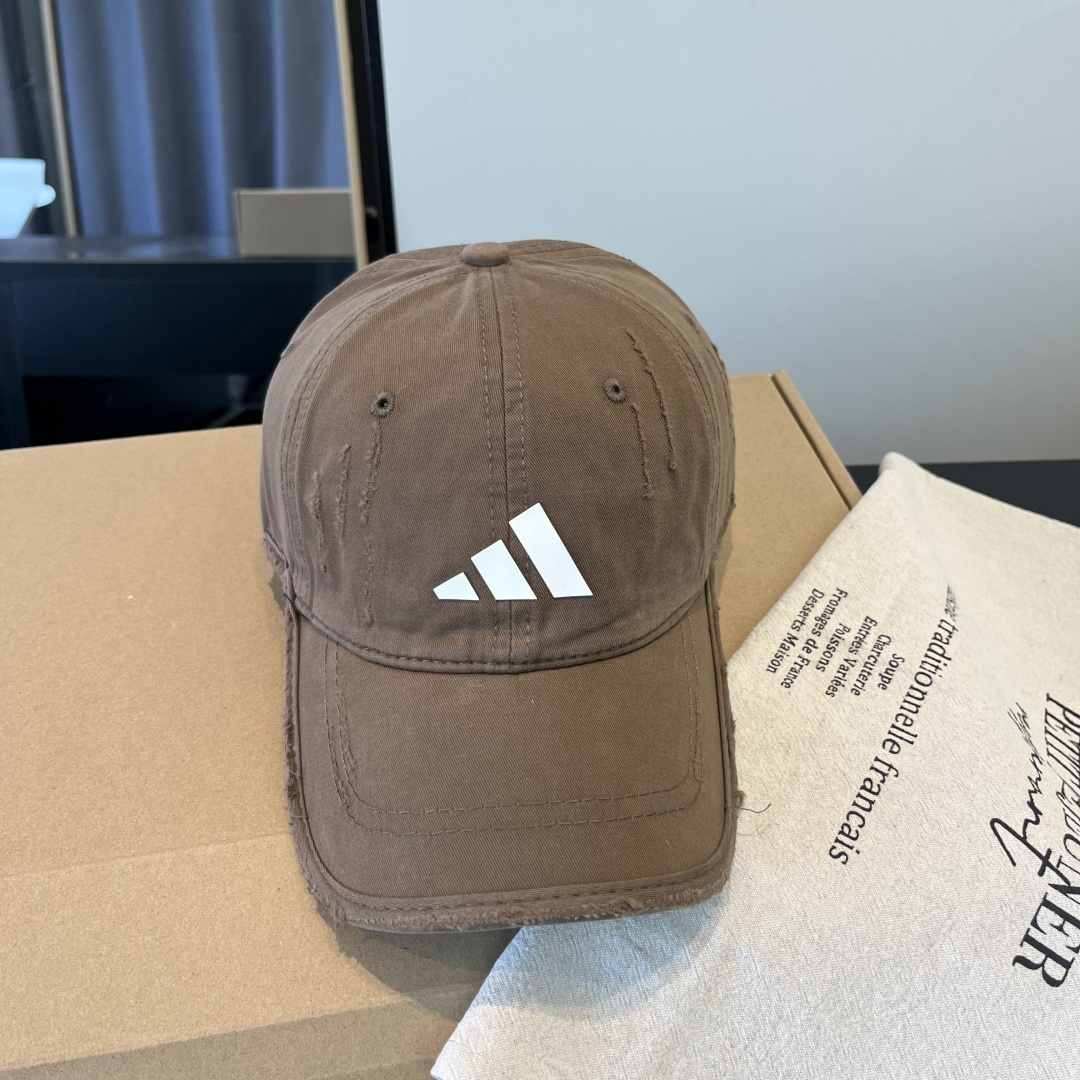 NO:742469,The new baseball cap from the official website of the trendy brand baseball cap, the original quality is very popular, the craftsmanship is very exquisite, the high-end atmosphere is high-end!  Low-key luxury, easy to carry!  Running volume!  Hats bucket hat, baseball cap, knitted hat, hat, espadrilles, hats19860909潮牌棒球帽官网新品棒球帽,原单品质火爆来袭 工艺非常精美 高档大气上档次！低调奢华,方便携带！跑量！帽子渔夫帽棒球帽针织帽,帽子,espadrilles,hats,hat