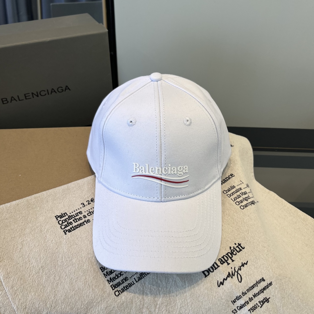 BALENCIAGA巴黎世家新款logo棒球帽，很酷的色系，男女佩戴都有不同style，第一批抢先出货！