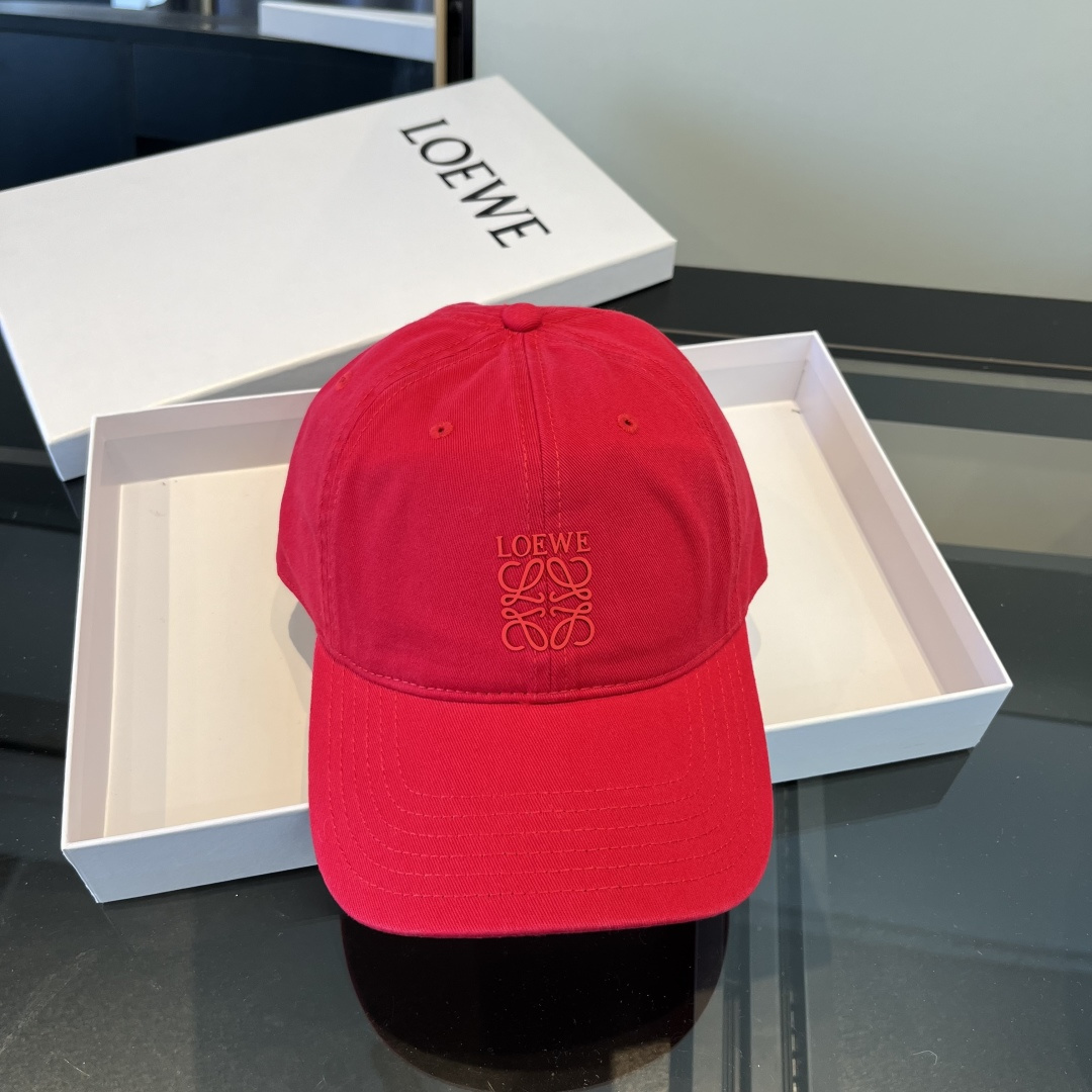 罗意威 LOEWE新款原版原标设计，质感超好，外部线条定位标准，做工精细，简约大气低价走量！