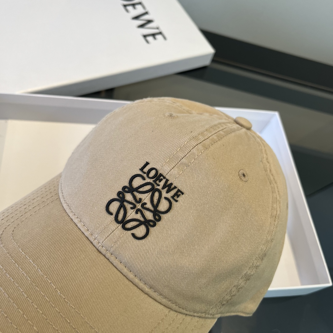 罗意威 LOEWE新款原版原标设计，质感超好，外部线条定位标准，做工精细，简约大气低价走量！