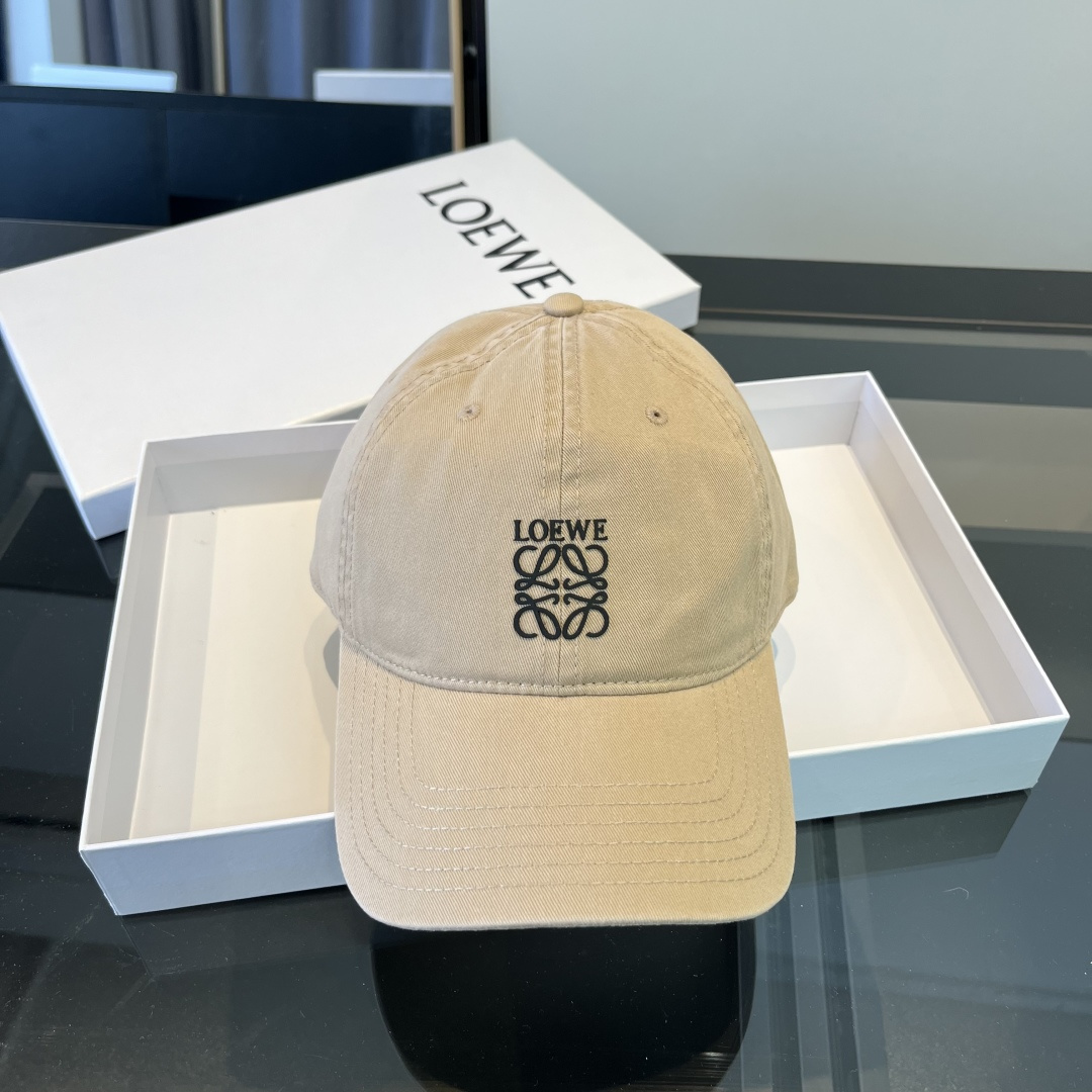罗意威 LOEWE新款原版原标设计，质感超好，外部线条定位标准，做工精细，简约大气低价走量！
