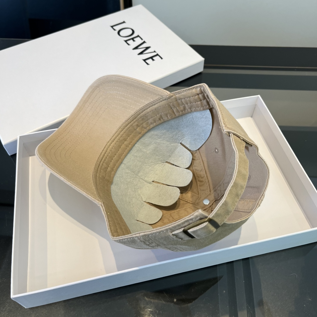 罗意威 LOEWE新款原版原标设计，质感超好，外部线条定位标准，做工精细，简约大气低价走量！