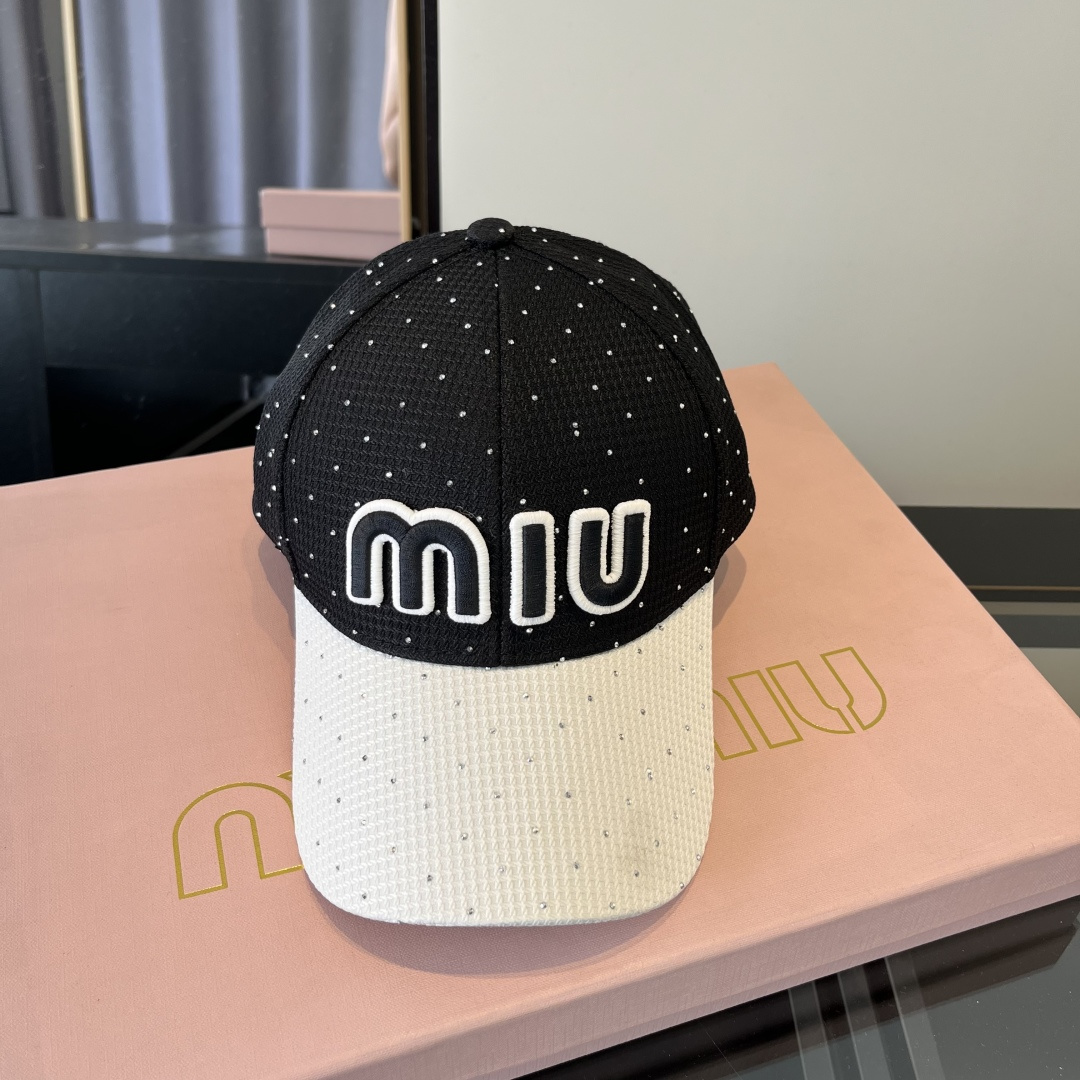 NO:764271,Miumiu's original spring and summer new baseball cap, authentic and custom-made from mold, original workmanship is meticulous and the quality is superb!  hat straw hat bucket hat baseball cap, hat, miumiu, espadrilles, hats19860909谬谬miumiu 原单春夏新款棒球帽,正品开模订制,原版做工细致质量超赞！帽子草帽渔夫帽棒球帽,帽子,miumiu,espadrilles,hats,hat