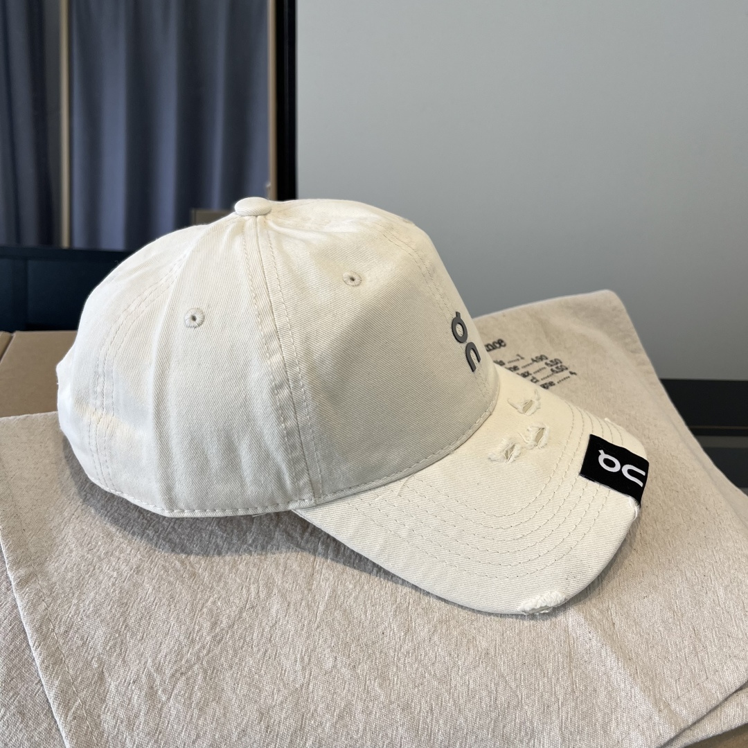 潮牌♥️棒球帽🧢官网新品棒球帽，原单品质火爆来袭 🔥🎩 工艺非常精美 高档大气上档次！低调奢华，方便携带