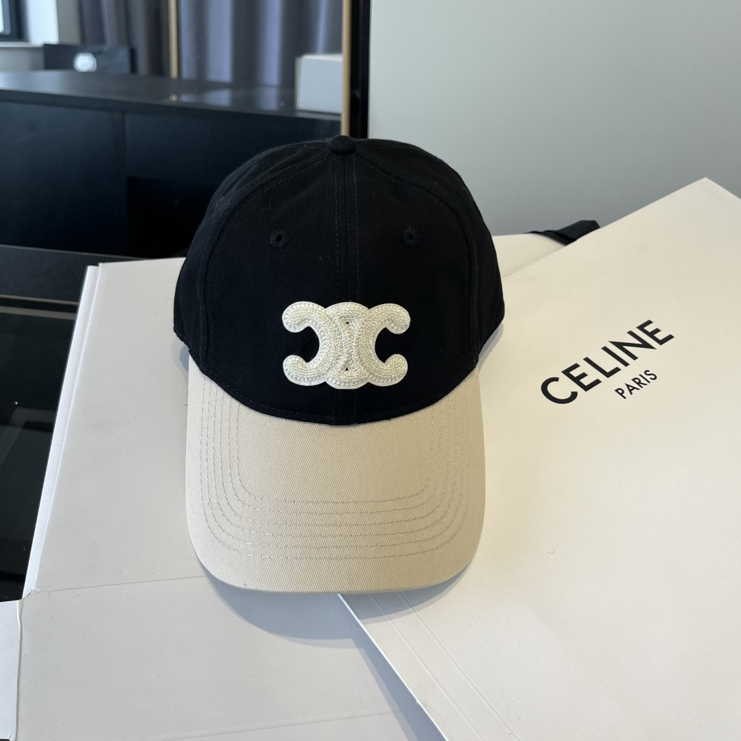 【CELINE赛琳】新款经典休闲潮流款 棒球帽日韩风格，随便搭配都超好看！出门旅游，绝对要入手的一款