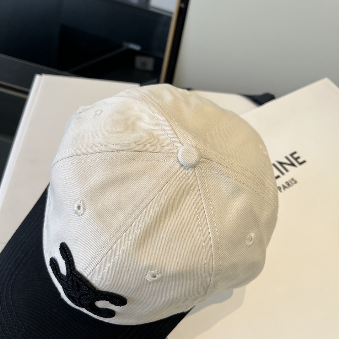 【CELINE赛琳】新款经典休闲潮流款 棒球帽日韩风格，随便搭配都超好看！出门旅游，绝对要入手的一款