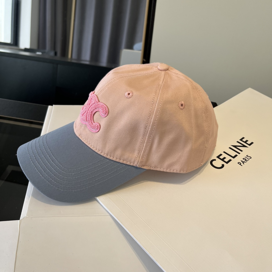 【CELINE赛琳】新款经典休闲潮流款 棒球帽日韩风格，随便搭配都超好看！出门旅游，绝对要入手的一款