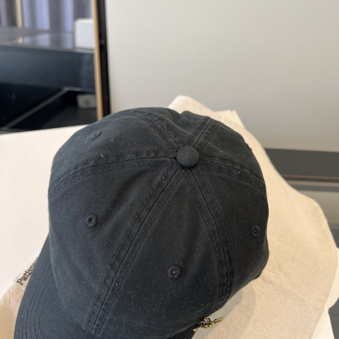 【YSL圣罗兰】2025早春新款简约棒球帽，新款出货，大牌款超好搭配，赶紧入手！