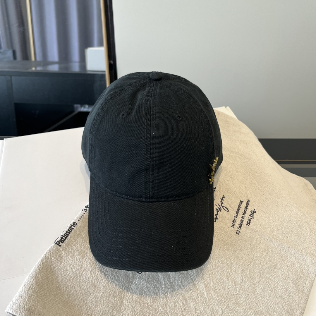 【YSL圣罗兰】2025早春新款简约棒球帽，新款出货，大牌款超好搭配，赶紧入手！